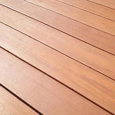 150 x 35mm zusammengesetzter Decking feuerfester Wpc Zaun-Panel Co Extrusions feuchtigkeitsbeständig